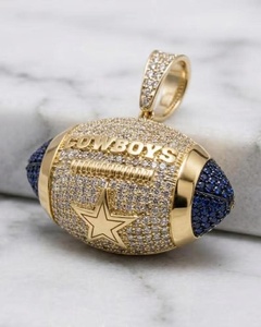 Amuletos Deportivos de Fútbol Americano de Lujo con Moissanita VVS, Certificados GCI IDGL, Chapados en Oro sobre Plata 925, Estilo Hip Hop, de los Dallas Cowboys - Product Image 3
