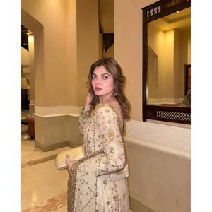 Ensemble haut et bas de soirée pour femme avec Dupatta - Product Image 3