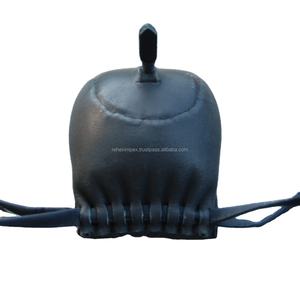 Capota de cetrería árabe suave mastercrafted y Burka tradicional Un legado de precisión, protección y herencia - Product Image 5