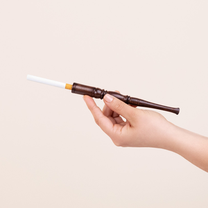 Pipe à tabac en bois naturel de style classique, fabriquée à la main, écologique et durable - Product Image 1