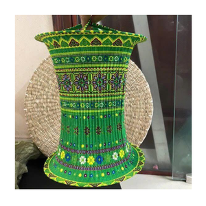 Lanterne ronde décorative artisanale en soie brodée Hmong, fabriquée au Vietnam, durable, pour la décoration extérieure et intérieure, idéale pour les mariages et les événements - Product Image 1