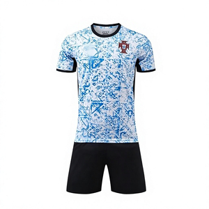 ชุดเสื้อฟุตบอลทีมเยือนโปรตุเกส เบอร์ 7 ชุดแข่งฟุตบอล ระบายอากาศได้ดี แห้งเร็ว ผลิตจากโพลีเอสเตอร์ 100% ชุดกีฬาสำหรับเด็ก ผลิตในประเทศปากีสถาน - Product Image 2