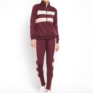Conjunto Deportivo Clásico para Mujer, Cálido y Cómodo, Conjunto de Top y Pantalón a Juego para Invierno - Product Image 1