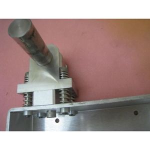 AMAT HDP CVD Ultima Mount พร้อมบานพับสำหรับ Astex - อุปกรณ์และอะไหล่เซมิคอนดักเตอร์ระดับโลกที่เชื่อถือได้ - Product Image 3