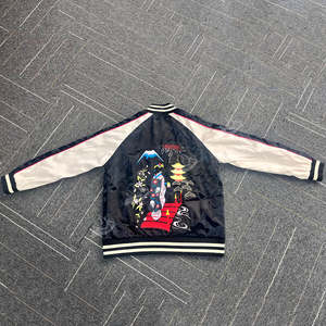 Chaqueta Bomber Personalizada, Chaqueta de Béisbol Bordada de Satén, Chaqueta Reversible para Correr, 100% Poliéster, Chaqueta Cortavientos para Hombre de Talla Grande - Product Image 3