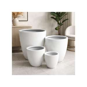 Jardinières coniques contemporaines de qualité supérieure, prêtes à être expédiées, pour la maison, le patio et le jardin, en fibre de verre. - Product Image 1