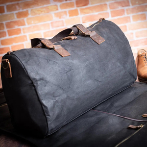 Bolsa de Viaje Deportiva Roziv, de Cuero Genuino Vintage, Negra, Gran Capacidad, Ligera, Resistente al Agua, para Fin de Semana, con Compartimento para Zapatos - Product Image 2