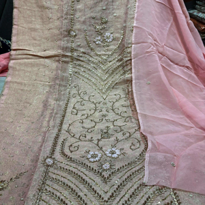 Salwar Kameez de Fiesta Moderno, Diseño Indio, Bordado a Mano, Estilo Tradicional para Mujer, Hecho de Organza - Product Image 1