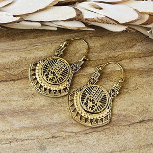 Boucles d'oreilles créoles tendance motif main de Hamza, bijoux tribaux en laiton pour femme, plaqué or 18 carats, style bohème géométrique, pour la vente en gros/OEM/ODM - Product Image 3