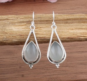 Pendientes de Piedra Lunar Blanca Natural al por Mayor, Joyería de Plata de Ley 925 Hecha a Mano, Regalo de Fiesta para Mujer, Piedra de Nacimiento de Junio - Product Image 3