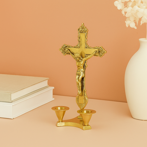 Candelabro de Latón con Cruz de Jesús y Soporte Doble para Velas de Té, para Sala de Oración, Altar de Iglesia y Decoración Cristiana del Hogar - Product Image 1