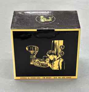 Caja de Regalo Rígida de Lujo Personalizada con Cierre Magnético, Materiales Reciclados para Botellas de Vino, Chocolates y Cestas Navideñas - Product Image 1