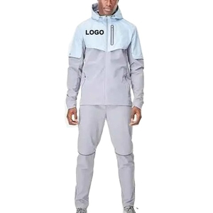 Conjunto Deportivo Cortavientos para Hombre al por Mayor, con Bloques de Color, Azul Claro y Gris, de Poliéster Transpirable, con Logotipo Frontal Personalizado - Product Image 1