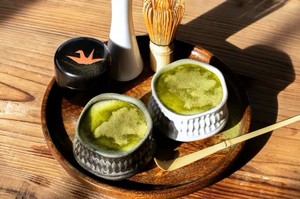 Tazón de Matcha de Cerámica de Porcelana Japonesa Hecho a Mano, Reutilizable y Ecológico, para Accesorios de Té Japandi - Product Image 6