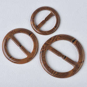 Boucles en résine à motif écaille de tortue, forme irrégulière, durables, conçues pour les organisateurs de bijoux - Product Image 3