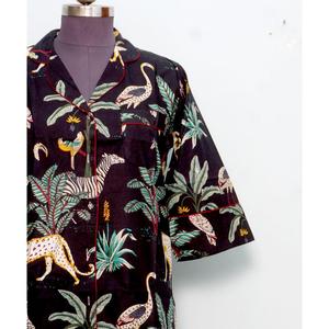 Chemise longue style kimono 100% coton pur pour femme, imprimé jungle, ouverture devant, col en V, manches 3/4, coupe ample avec ceinture à nouer - Product Image 2