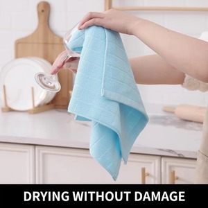 Serviette de plage la plus vendue, design doux avec logo personnalisé imprimé, idéale pour une utilisation en plage - Product Image 3