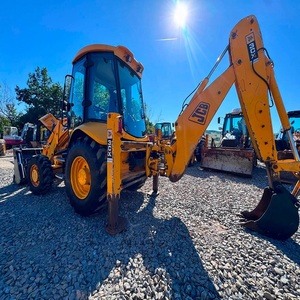 Chargeuse-pelleteuse JCB haute performance pour travaux de construction et d'excavation avec composants durables, idéale pour les travaux lourds - Product Image 6