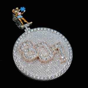 Pendentif personnalisé en argent 925 serti de moissanite, breloque ronde style médaille, sertissage griffe, bijoux hip-hop - Product Image 2