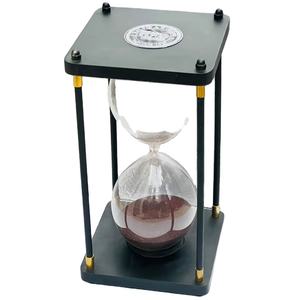 Horloge à sable vintage en laiton et bois de 10 pouces, 60 minutes, minuteur pour la décoration de la maison - Product Image 1