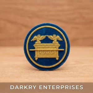 ผู้ผลิตตราสัญลักษณ์ทองคำแท่งแบบกำหนดเองสำหรับเมสันอัศวินเทมพลาร์ ตราสัญลักษณ์แห่งองค์กรใหญ่  ตราประดับมงกุฎกางเขน  งานปักทำมือ - Product Image 2