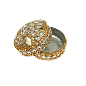 Boîte à bijoux artisanale en laque perlée pour emballage cadeau de luxe, boîte à dragées de mariage, boîte à pilules ronde dorée - Product Image 5