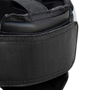 Protector de Cabeza de Boxeo de Cuero Color Negro, Resistente al Viento, Transpirable, Cierre de Gancho y Bucle, Seguro, Químicamente Inocuo, Personalizable, Sostenible, Unisex - Product Image 2