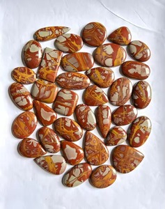 Piedras Infinitas Noreena, Jaspe Rojo Natural Cabujón, Gemas Sueltas de Buena Calidad de Rajasthan, Tamaños Mixtos 4-10g, Precio Competitivo - Product Image 1