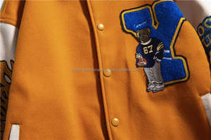 Chaqueta universitaria dorada de lana de algodón personalizada de alta calidad para hombre, bordado con cuello levantado, nuevo retazos de chenilla de alta calidad - Product Image 3