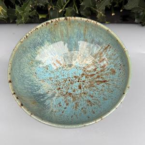 ชามเซรามิกสมัยใหม่เคลือบสีพาสเทลนุ่มนวล รูปทรงกว้างลึก ผิวเรียบเนียน ปลอดภัยสำหรับอาหาร ทนทาน เหมาะสำหรับใช้ในบ้านสมัยใหม่และร้านกาแฟ - Product Image 5