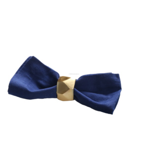 Vente chaude Doré Moderne Rond De Serviette De Luxe Papillon Bois Métal Cercle Serviette Boucle Décoration De Table En Gros Quantité En Vrac - Product Image 5