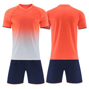 Vêtements de sport personnalisés en gros, uniforme de football pour hommes, vêtements de sport 100% polyester, uniforme de football pour adultes toutes saisons, sublimation - Product Image 5