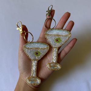 Porte-clés perlés artisanaux uniques avec perles de rocaille et pompons, taille personnalisée, porte-clés brodés de perles pour cadeau promotionnel - Product Image 5