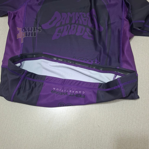 Rashguard de compression pour femme, manches longues, violet et noir, sublimation personnalisée, anti-UV, pour MMA et BJJ - Product Image 5