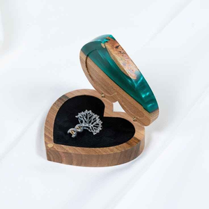 Caja de Anillos de Resina y Madera de la Mejor Calidad al por Mayor, Caja Decorativa para Guardar Anillos con Resina Epoxi y Estuche de Madera - Product Image 1