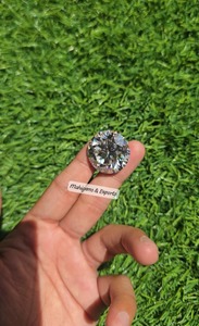 Moissanita Blanca Redonda de Corte Brillante de 22 MM, Joyería Personalizada Hecha a Mano - Product Image 2