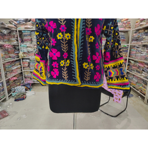 Veste en coton brodée à la main pour femme, col mandarin, manches longues, style ethnique printanier, chic prairie, cadeau pour elle - Product Image 5