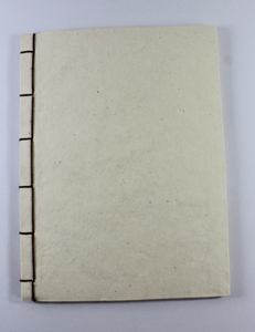 Carnet élégant de style japonais, magnifique, lisse, relié rigide avec cordon en coton assorti sur le dos - Product Image 1