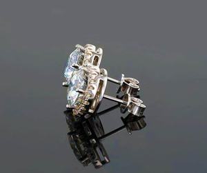 Pendientes de Diamantes Moissanite de Corte Brillante de 8 mm, Plata de Ley 925 con Baño de Rodio, Regalo de Compromiso, Boda, para Enamorados - Product Image 1