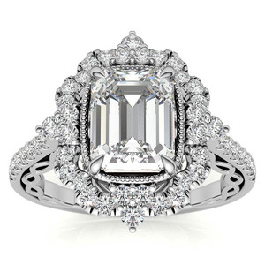 Natural 18k/22k/<b>24k</b> <b>Gold</b> IGI Certified Ornate Radiant Cut Lab Grown Diamond Graduated Halo Engagement <b>Ring</b> for Bride Bridal Wear - Product Image 4