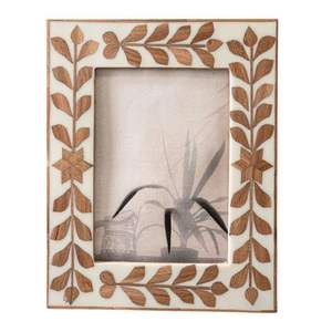 Marco de fotos de resina estilo famoso con incrustaciones de resina brillante y acabado en MDF a un precio competitivo. - Product Image 4