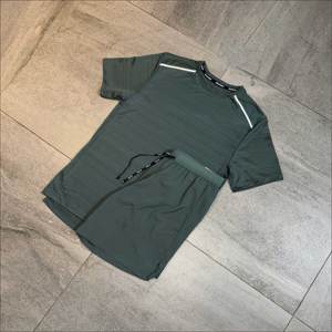 Ensemble de sport d'été 2 pièces pour homme Denish Sports Wear, respirant, 100 % polyester, séchage rapide, t-shirt à manches courtes, short de course, gym - Product Image 3
