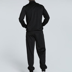 Nouveaux survêtements décontractés respirants et légers pour hommes, de qualité supérieure, en polyester, uniformes très vendus - Product Image 2