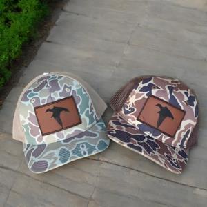 Casquette de camionneur 6 panneaux personnalisée Patch en cuir imprimé camouflage vrac vente en gros de casquette de baseball de sport en maille usure quotidienne produit OEM - Product Image 3