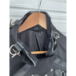 Manteau long pour homme de style gothique punk foncé, inspiré du trench-coat, en coton avec boucles et accessoires en cuir synthétique - Product Image 6