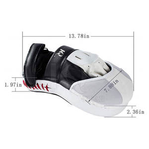 Almohadillas de espuma de alta densidad diseñadas para ejercicios de golpeo precisos y sesiones intensas de práctica de boxeo - Product Image 5