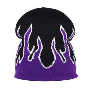 Gorro de Punto con Diseño de Llamas Personalizado, Rojo, Negro y Amarillo, Unisex, Estilo Urbano, Gorro de Invierno para Adultos - Product Image 4