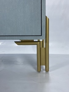 Cómoda Moderna de Diseño Antiguo con Rafia y MDF, Patas de Hierro y Latón - Almacenamiento Económico para Sala de Estar - Product Image 5