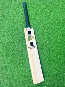 Bâton de cricket SG King Cobra Arc 2.0 en saule anglais - Product Image 4