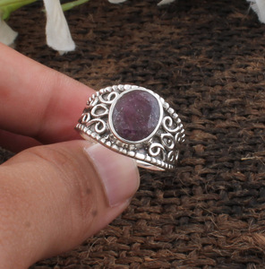 Anillo con Bisel de Rubí Natural, Plata de Ley 925, Estilo Vintage, Joyería Hecha a Mano para Mujer, Piedra de Nacimiento de Julio, Regalo para Fiesta, Venta al por Mayor - Product Image 2